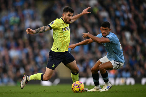 不仅控球时 不仅控球时