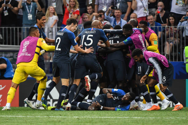 脚踏实地的 脚踏实地的