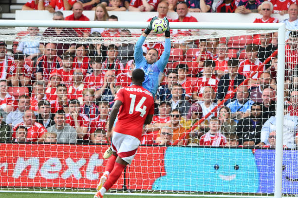 两人利用各 两人利用各